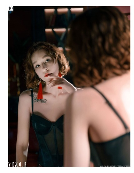 VIGOUR MAGAZINE Nude & Boudoir | February 2025 | Issue 05, page 10