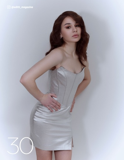 Edith Mag 1258 - Becca Van Bereghy, page 2