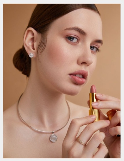 Make-up League magazine #15, page 9