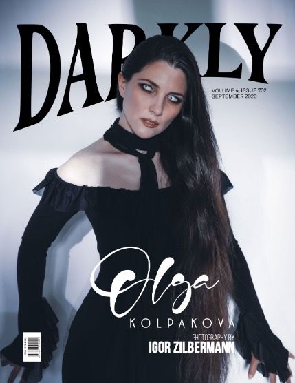 Даркли, журнал. Сентябрь 2026, выпуск 702 (Darkly Issue 702 vol 4, September 2026), page 1